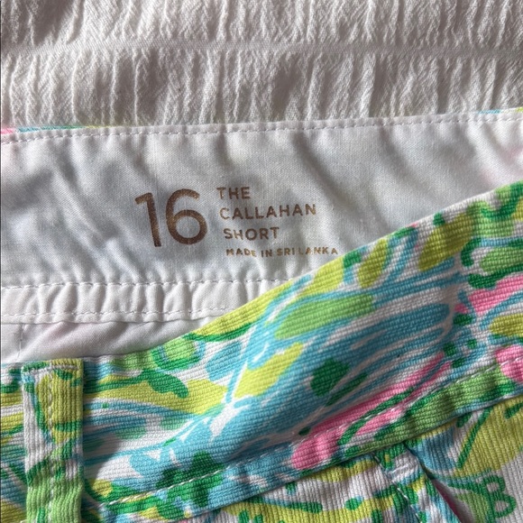 Lilly Pulitzer Pink and Green Bermuda Shorts Vibrant Tropical Print - Picture 3 of 4